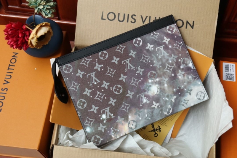 LV Clutch Bags